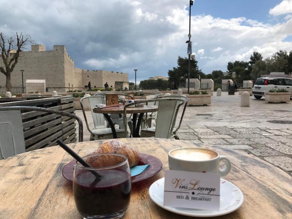 Vinslounge Suite Барлета Екстериор снимка